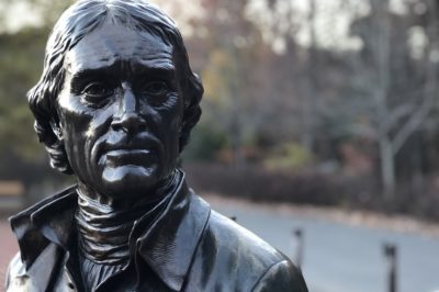 Poglądy Thomasa Jeffersona wpisują się w teorię inteligentnego projektu